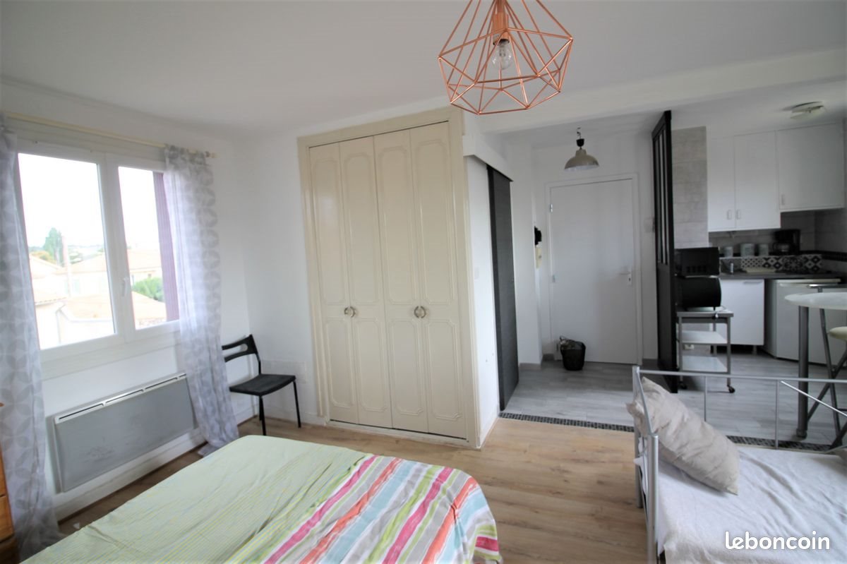 Appartement à louer, 28m², Nîmes