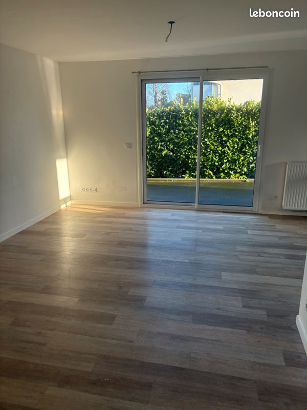 Appartement à louer, 90m², Langueux