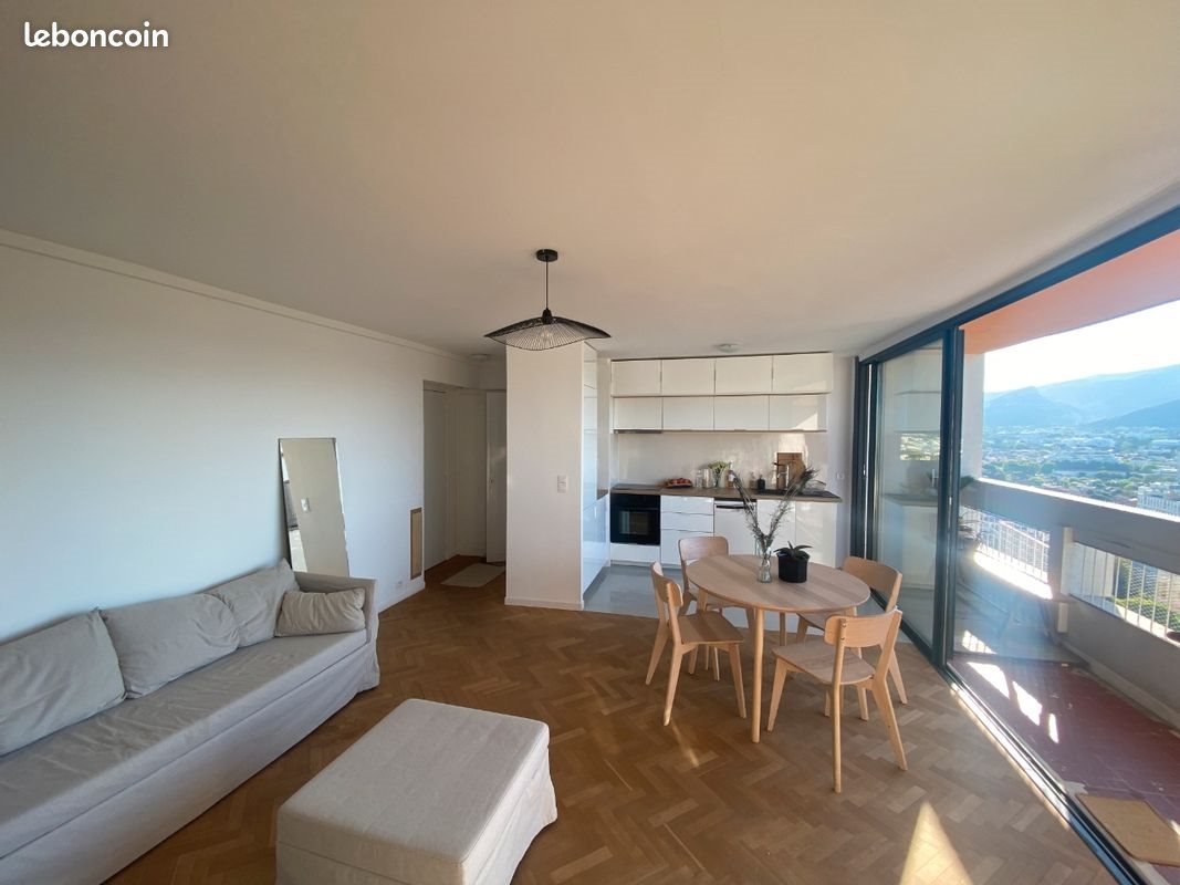 Appartement à louer, 50m², Marseille 8ème