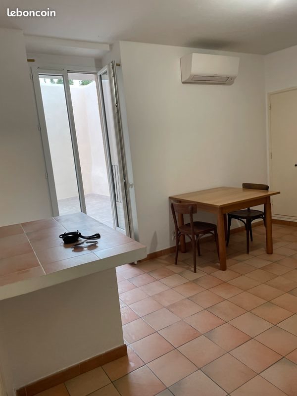 Appartement à louer, 22m², Saint-Paul-Trois-Châteaux