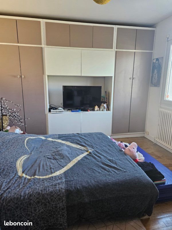 Appartement à louer, 85m², Objat