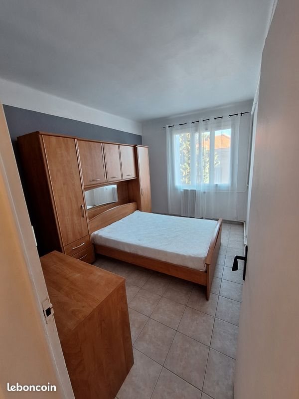 Appartement à louer, 39m², Nîmes