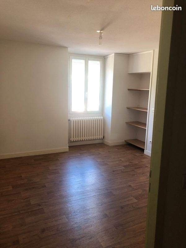 Appartement à louer, 87m², Epierre