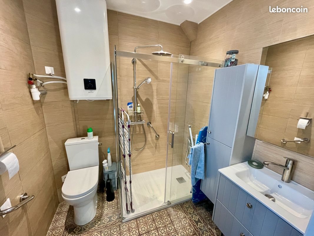 Maison à louer, 81m², Brains
