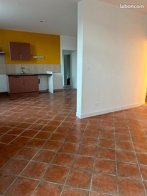 Appartement à louer, 97m², Aubenas