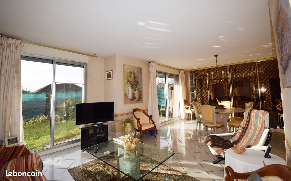 Appartement à vendre, 100m², Cusset