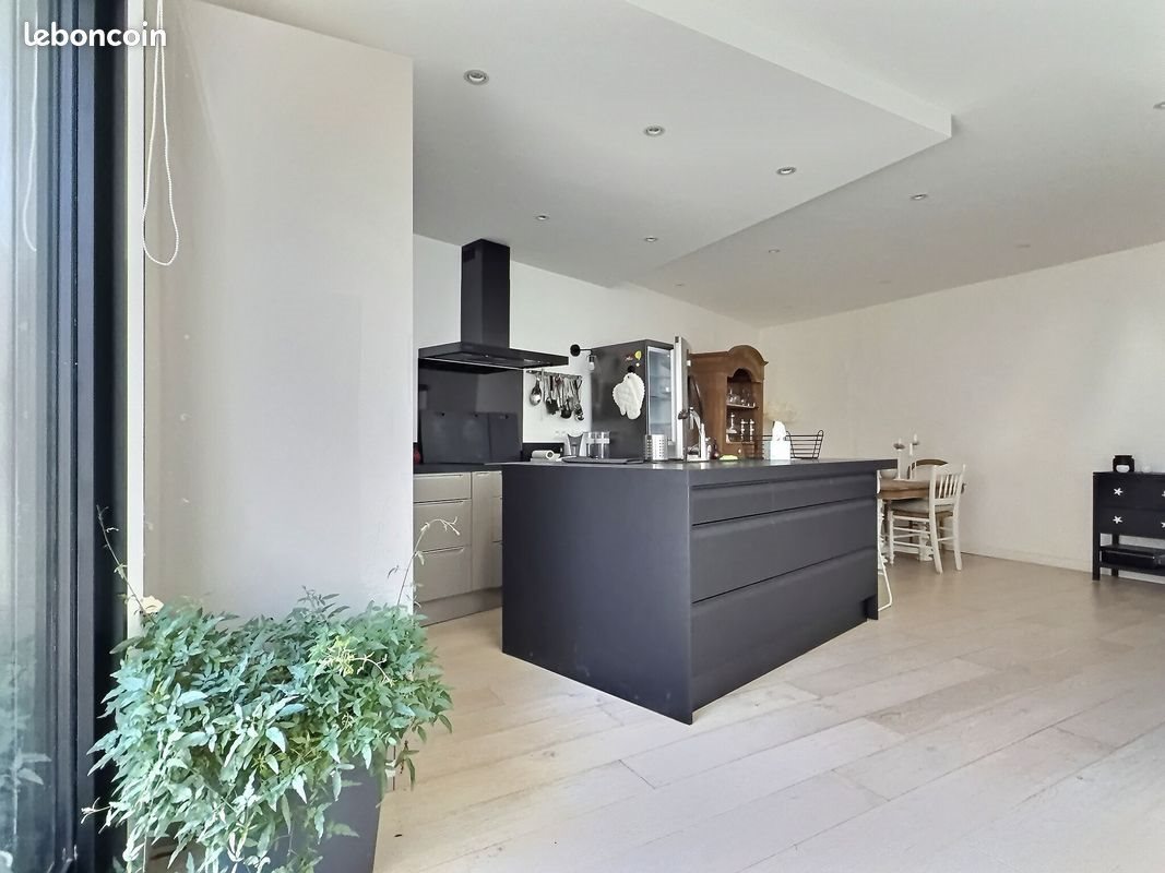 Maison à louer, 95m², Peynier