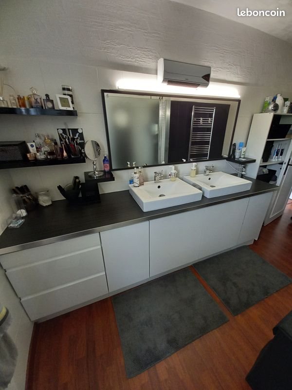 Maison à louer, 180m², Arcisses