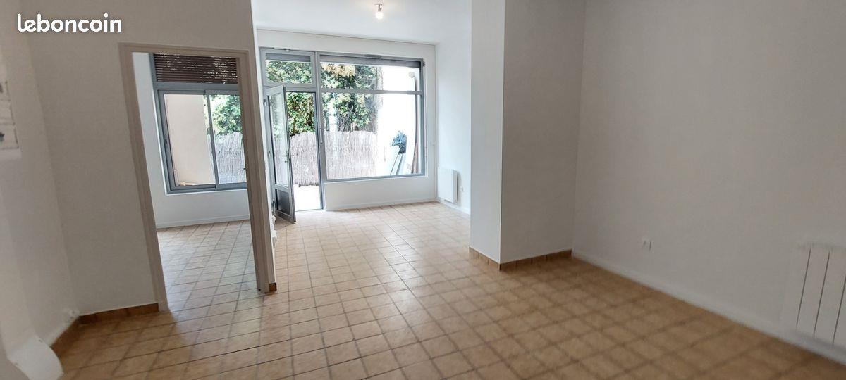 Appartement à louer, 46m², Bordeaux