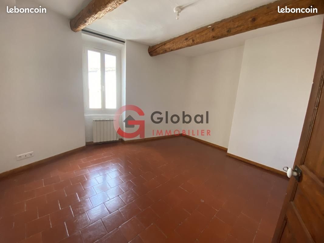 Appartement à louer, 80m², Creissan