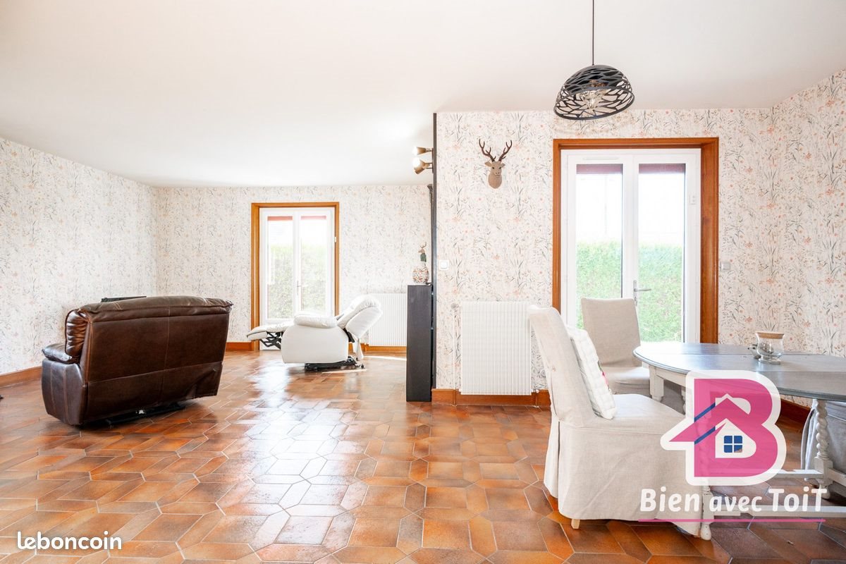 Maison à vendre, 142m², Amilly