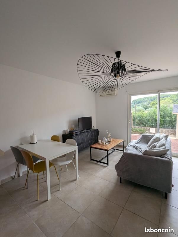 Maison à louer, 58m², Cuers