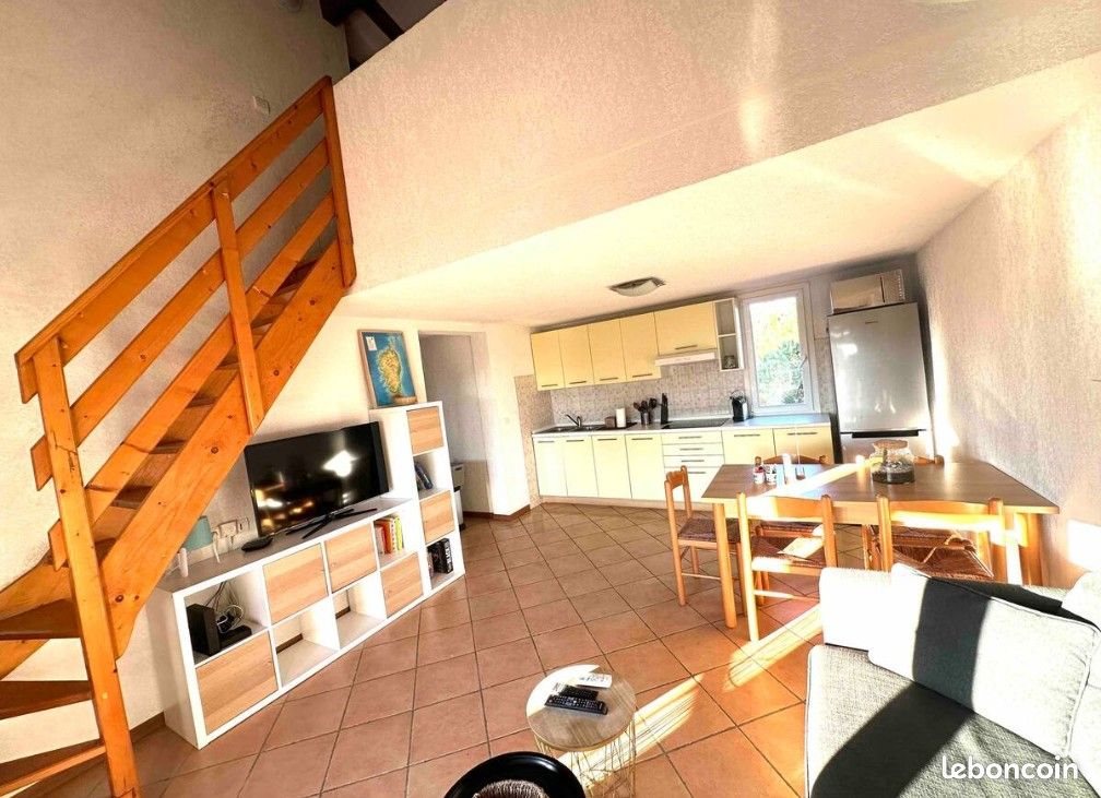 Appartement à louer, 70m², Ghisonaccia