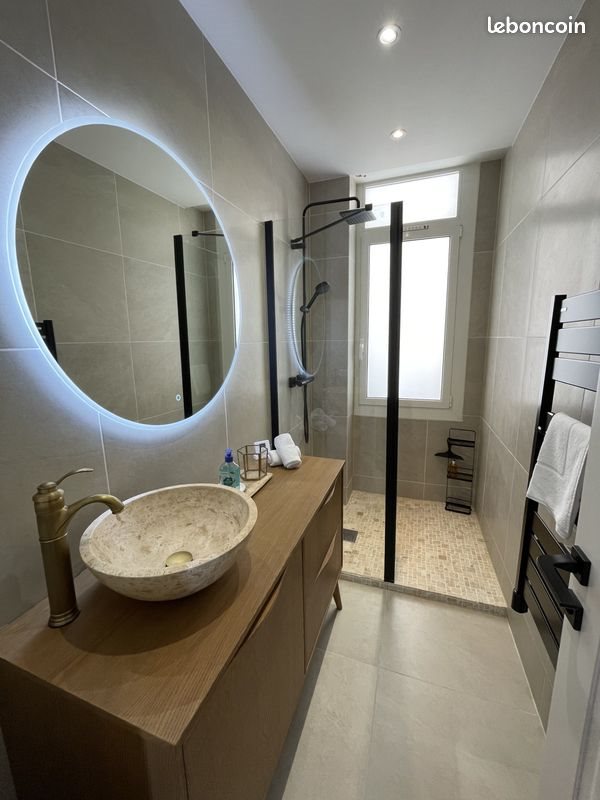 Appartement à louer, 58m², Beausoleil