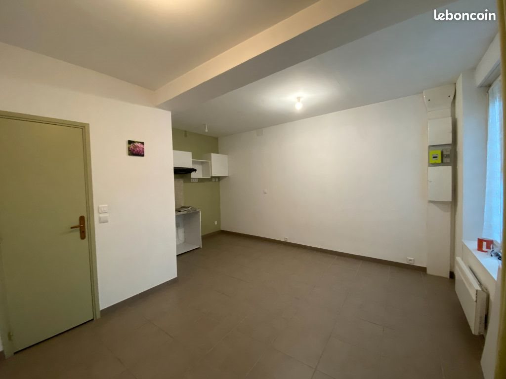 Appartement à louer, 28m², Rebais