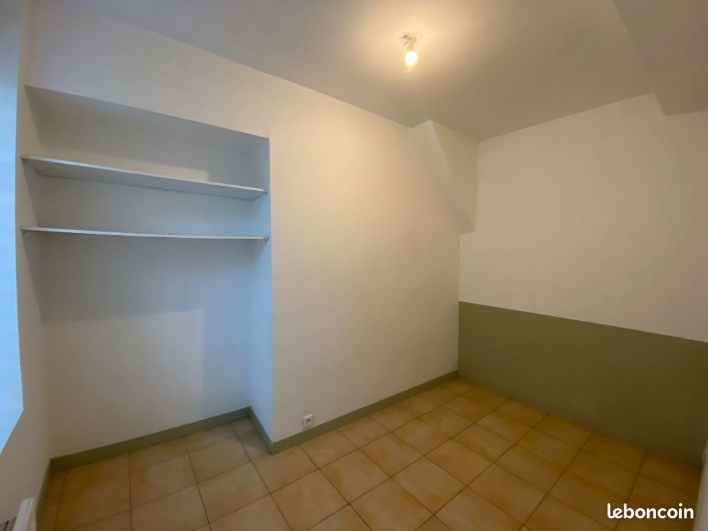 Appartement à louer, 28m², Rebais