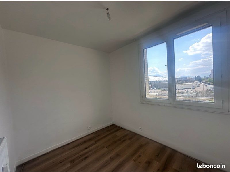 Appartement à louer, 27m², Grenoble