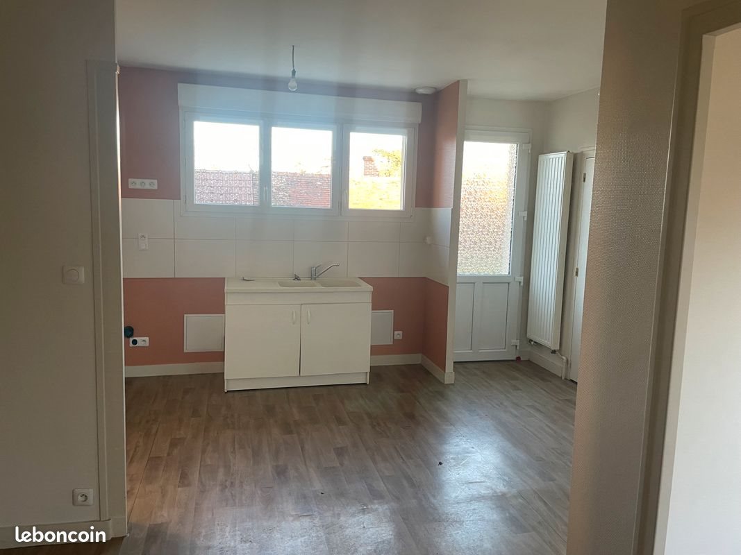 Maison à louer, 66m², Cour-Cheverny