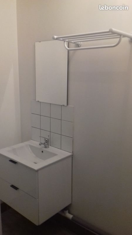 Appartement à louer, 34m², Lussac-les-Châteaux