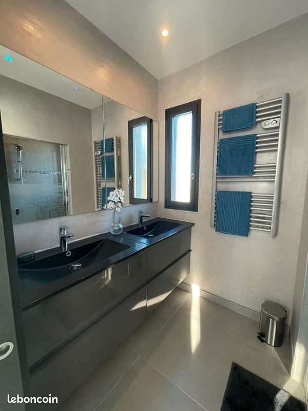 Appartement à louer, 40m², Sanary-sur-Mer