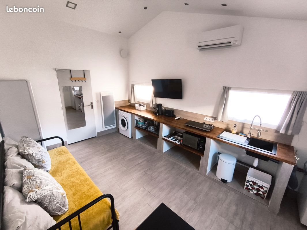 Appartement à louer, 18m², Saint-Mitre-les-Remparts