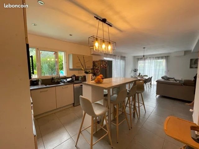 Maison à louer, 90m², Gignac