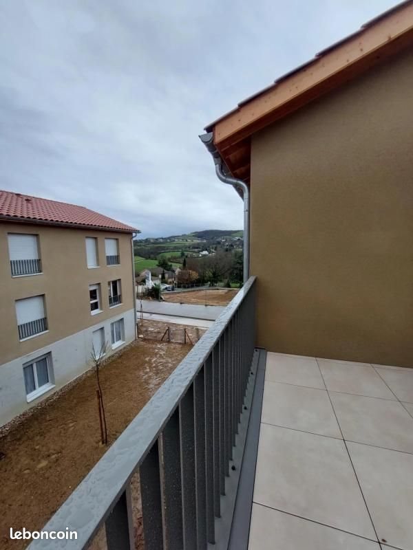 Appartement à louer, 65m², Lentilly