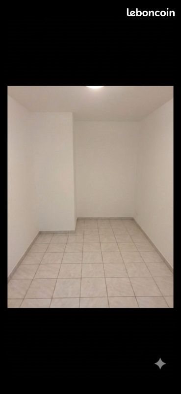 Appartement à louer, 25m², Saint-Quentin