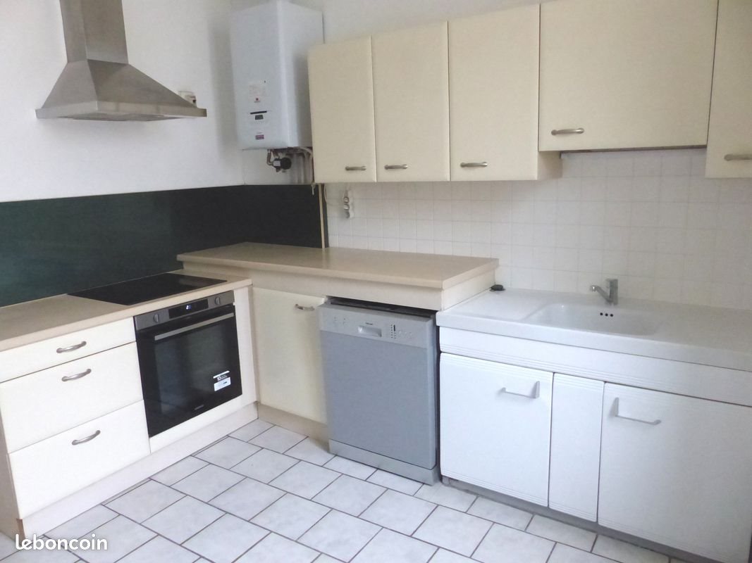 Appartement à louer, 58m², Orange