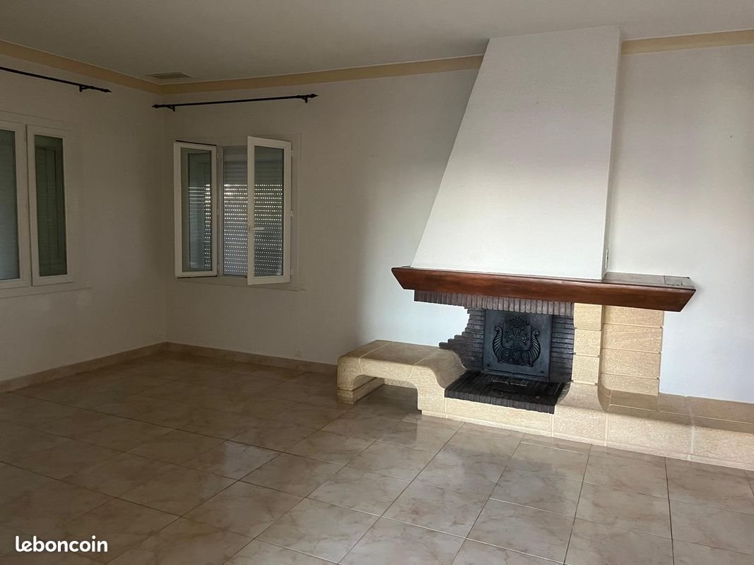 Maison à louer, 110m², Alignan-du-Vent