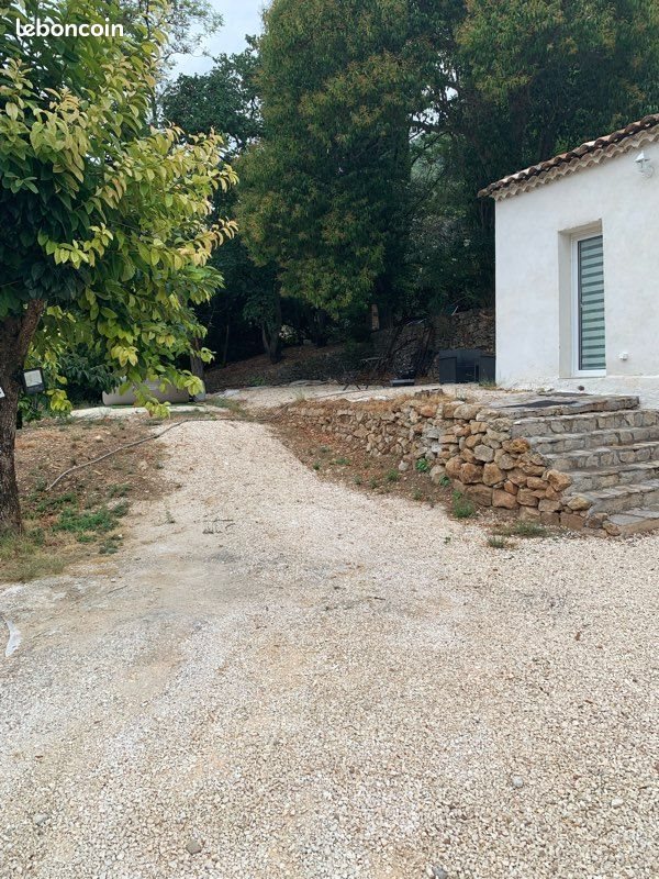 Maison à louer, 50m², Solliès-Toucas