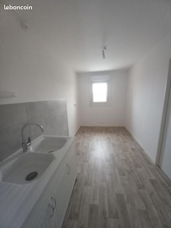 Appartement à louer, 73m², Valmont