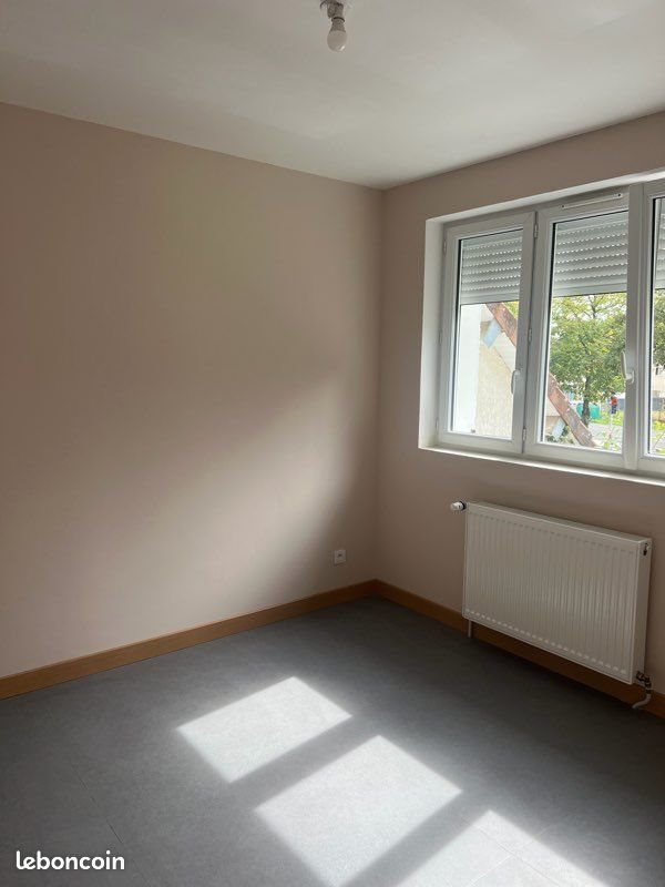 Maison à louer, 90m², Bouzincourt