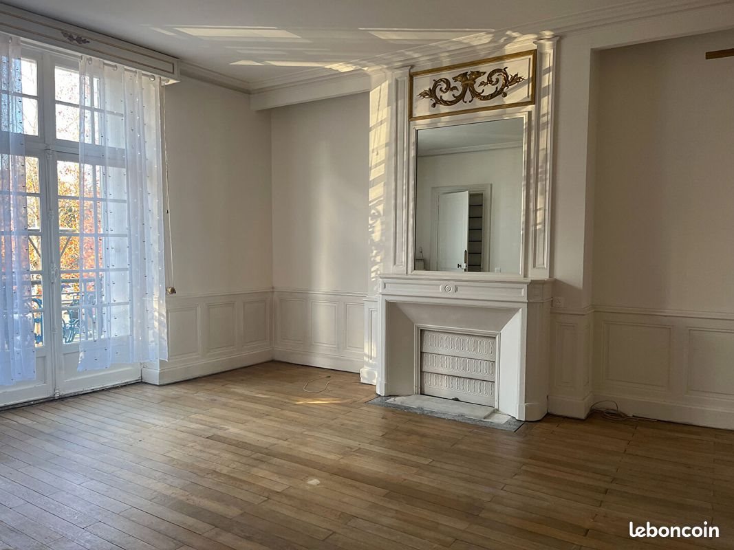 Maison à louer, 211m², Châtellerault