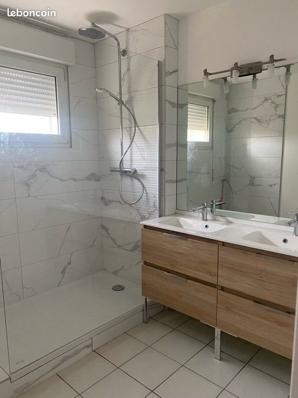 Appartement à louer, 74m², Péronnas