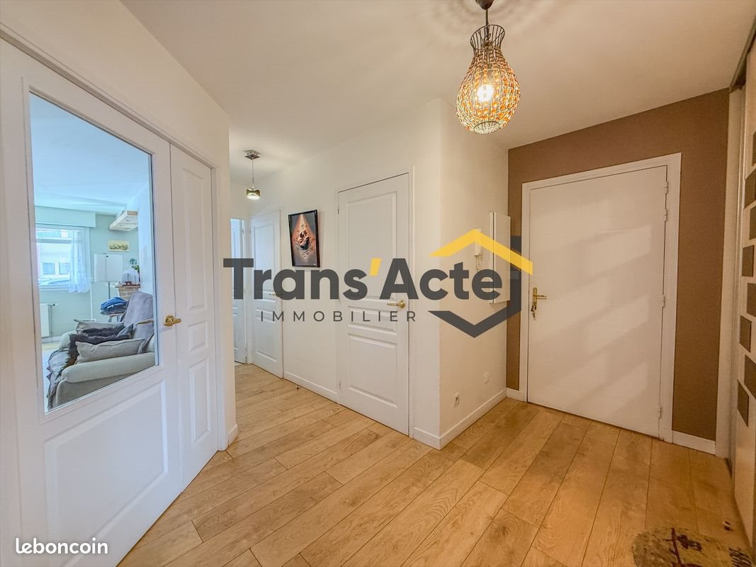 Appartement à louer, 74m², Arras