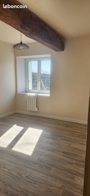 Appartement à louer, 70m², Ambon