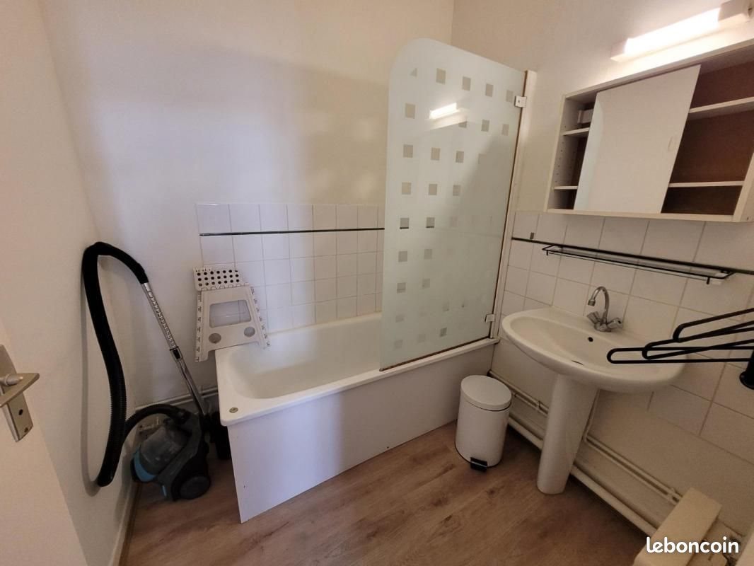 Appartement à louer, 24m², Lille