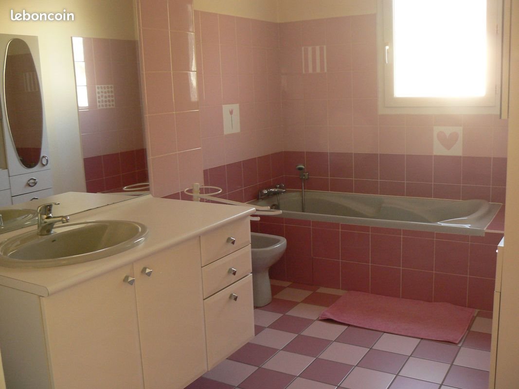 Maison à louer, 127m², Saintes