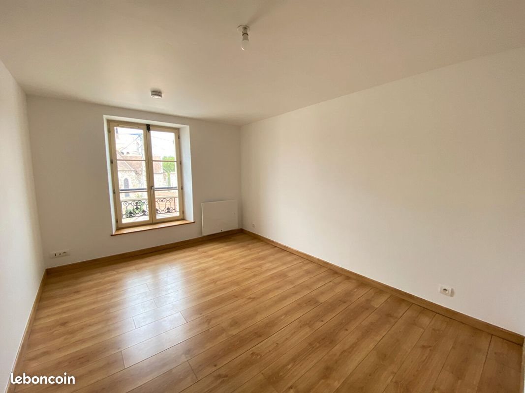 Appartement à louer, 45m², Sablonnières