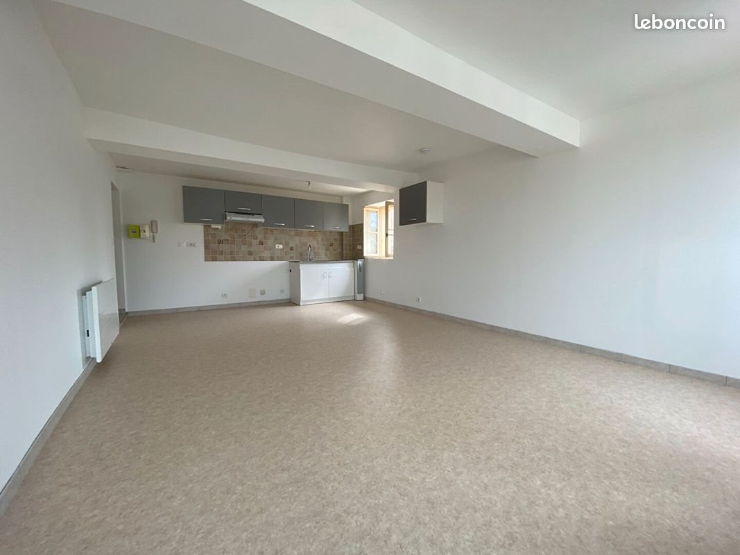 Appartement à louer, 45m², Sablonnières