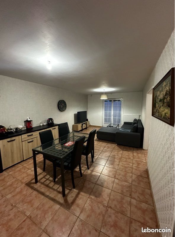 Maison à louer, 84m², Crisolles