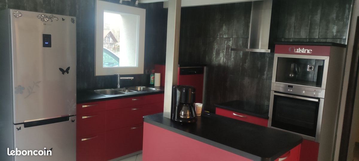 Appartement à louer, 90m², Autechaux