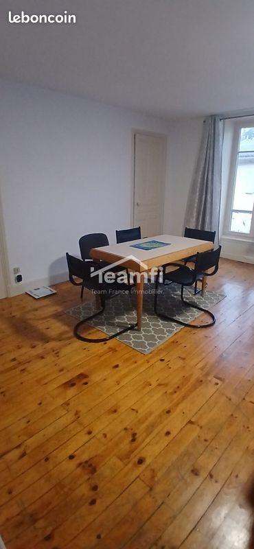 Appartement à louer, 92m², Thiers