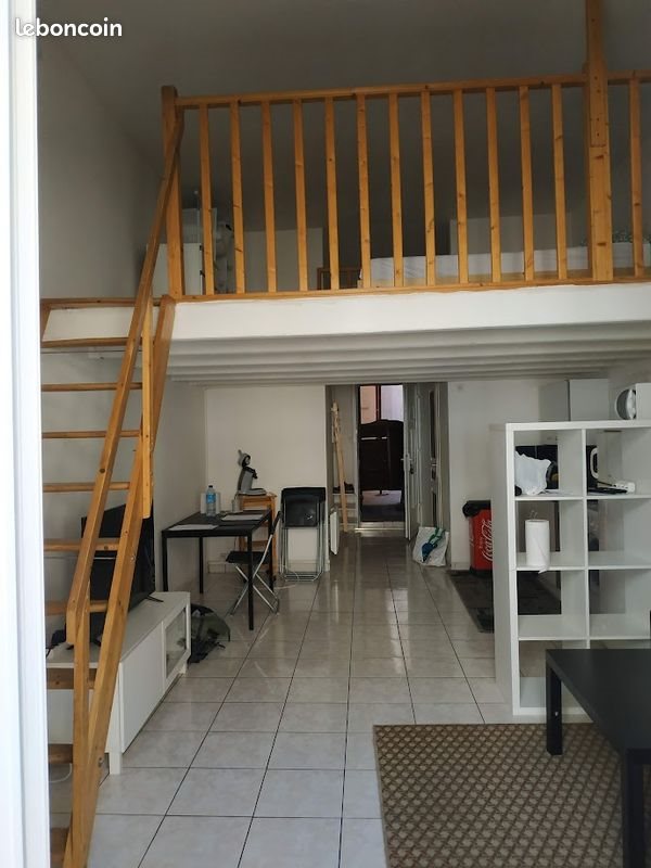 Appartement à louer, 28m², Sète