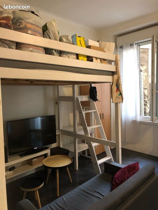 Appartement à louer, 27m², Marseille 6ème