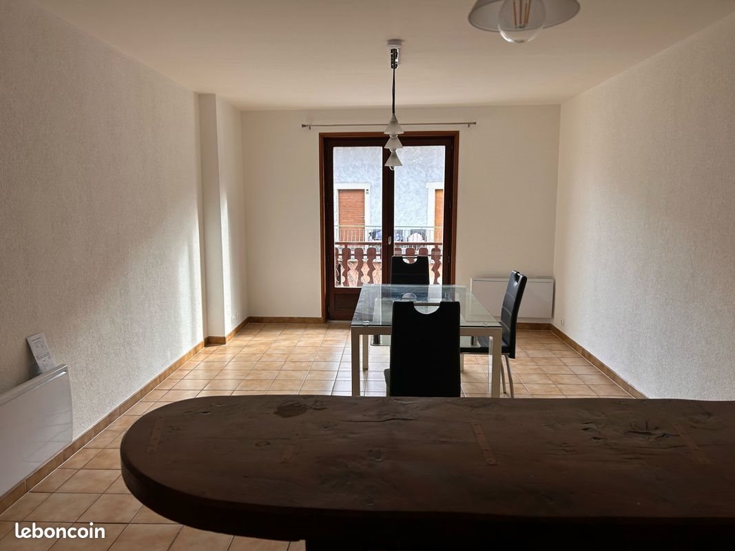 Appartement à louer, 55m², Sciez