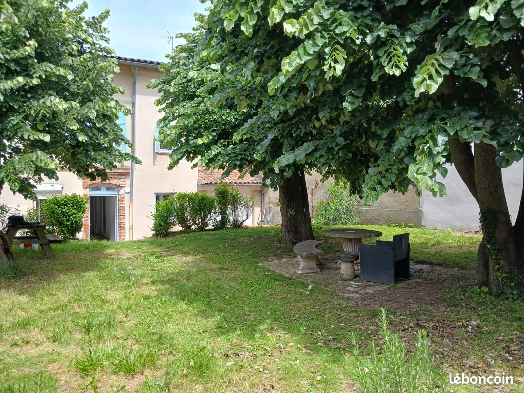 Appartement à louer, 98m², Montgiscard