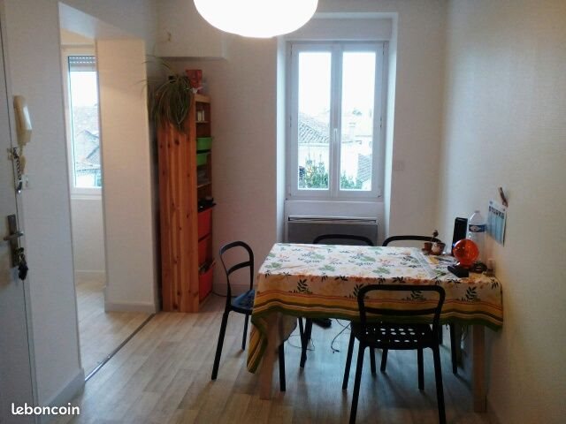 Appartement à louer, 37m², Sainte-Livrade-sur-Lot