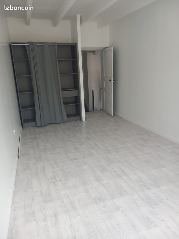 Appartement à louer, 77m², Archiac